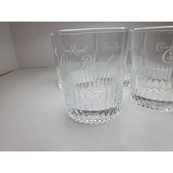 Vintage‎ CROWN ROYAL Embossed-Bottom Round Rocks Etched Whiskey Glass (set of 8) - Picture 4 of 8